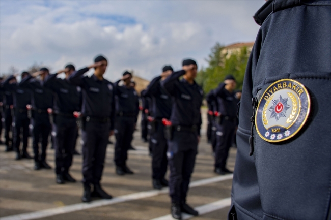 Polis adaylarının zorlu eğitimi